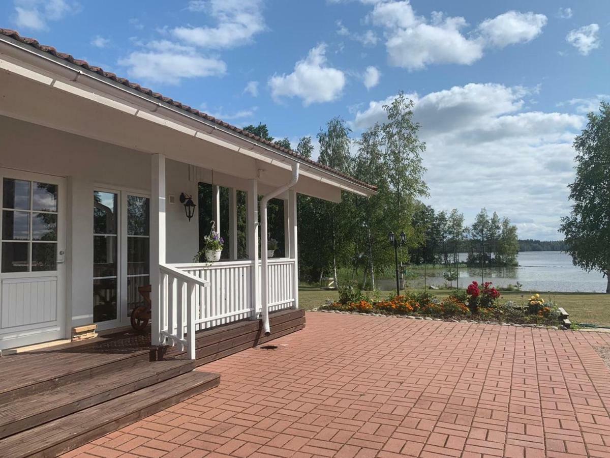 Wonderful Cottage By The Lake Hautjarvi Exterior foto